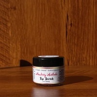 Exfoliating Lip Scrub-6